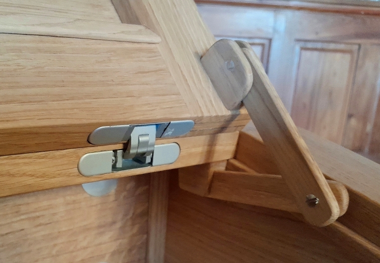 Klappenhalter_Holz